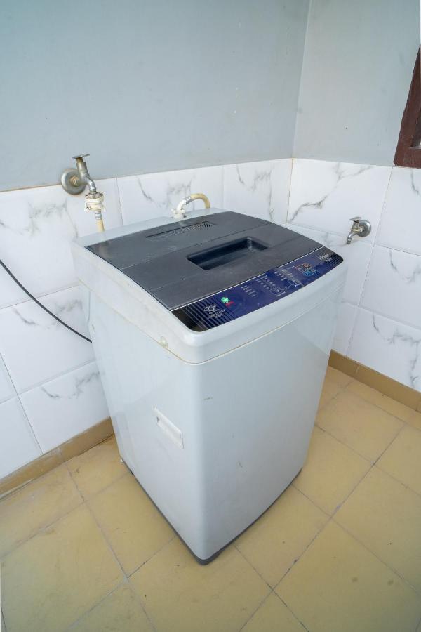 The Lodgers 2 Bhk Serviced Apartment Infront Of Artemis Hospital คูร์เคาน์ ภายนอก รูปภาพ