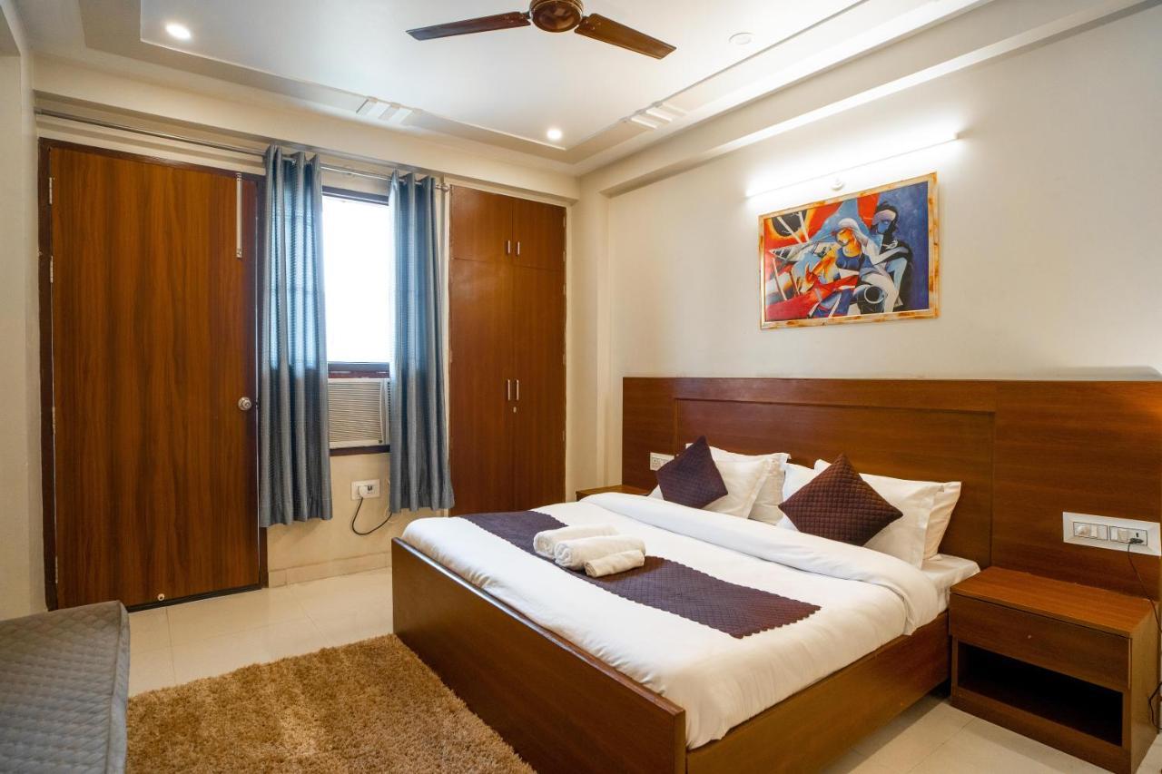 The Lodgers 2 Bhk Serviced Apartment Infront Of Artemis Hospital คูร์เคาน์ ภายนอก รูปภาพ